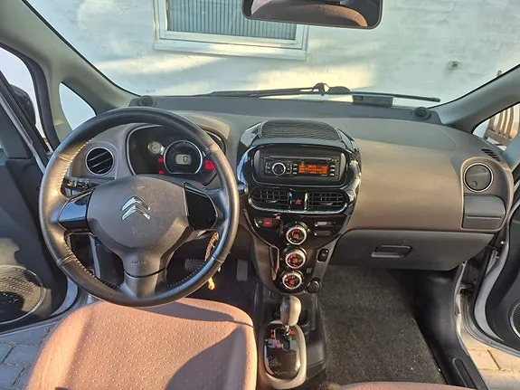 Citroen C-Zero 2011 photo 5