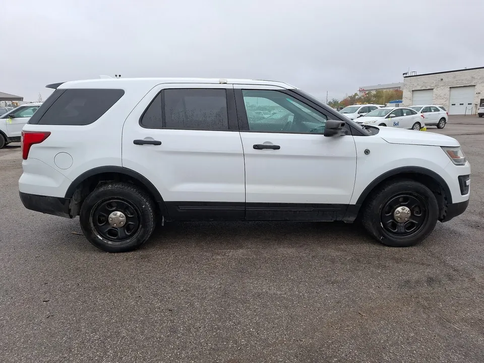 Ford Explorer 2017 photo 4