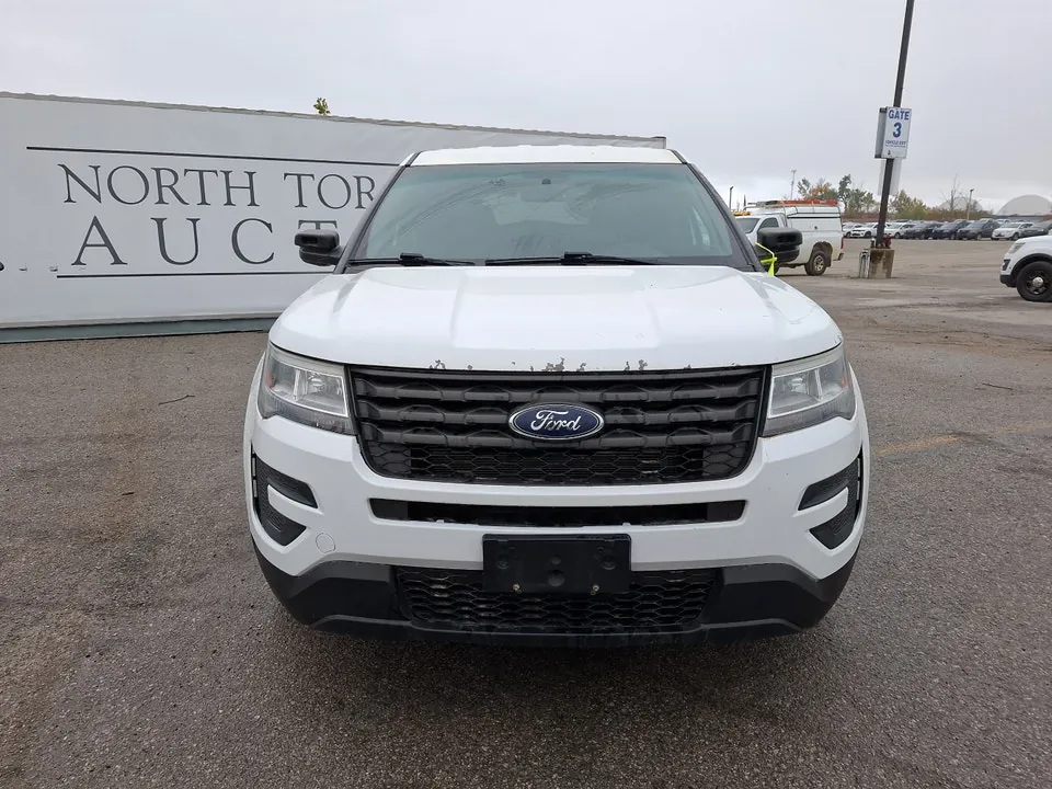 Ford Explorer 2017 photo 2