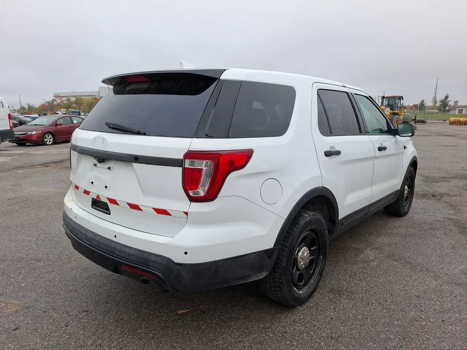 Ford Explorer 2017 photo 5