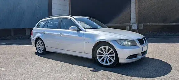 BMW 325I
