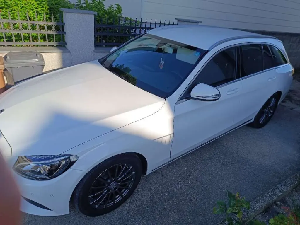 Mercedes-Benz C-Class 2017 photo 2