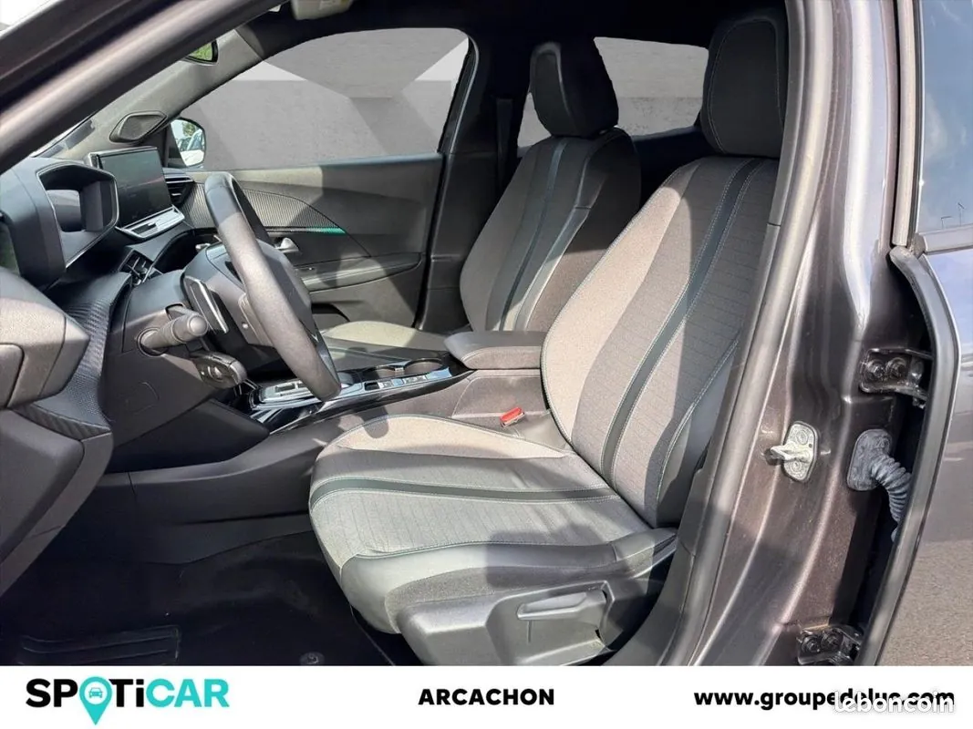 Peugeot 2008 2023 photo 5