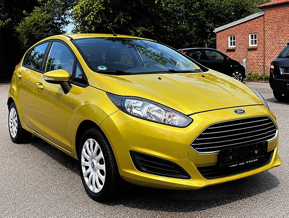Ford Fiesta 2014 photo 2