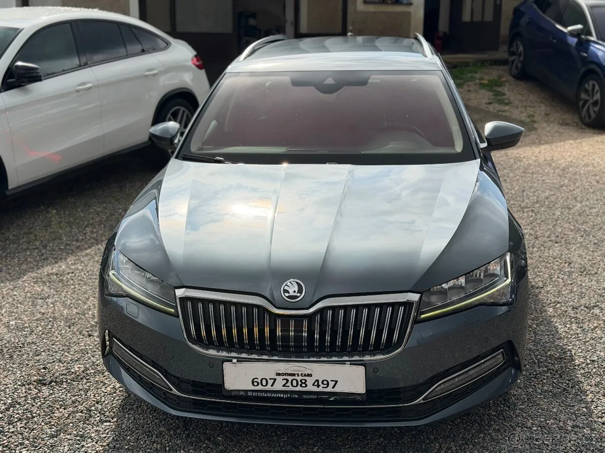 Skoda Superb 2021 photo 3