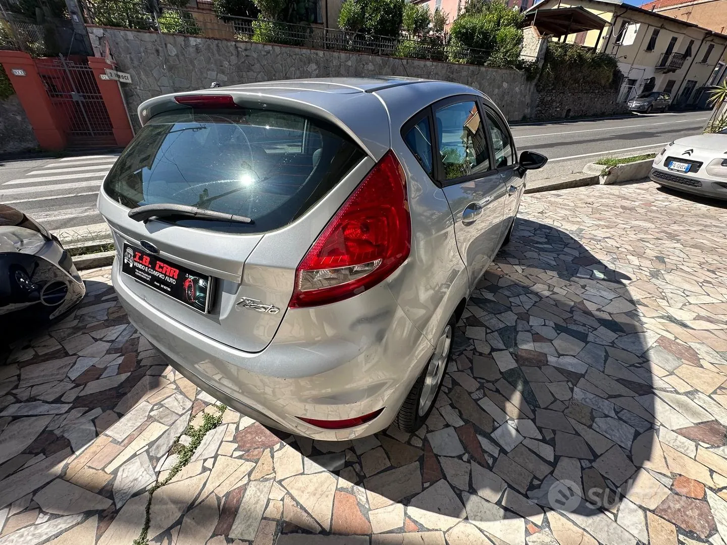 Ford Fiesta 2010 photo 4
