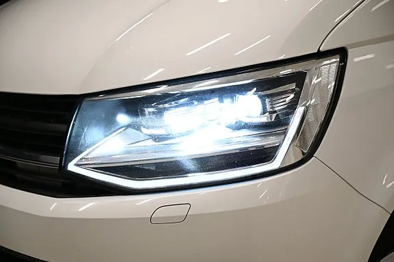 Volkswagen Transporter 2019 photo 3