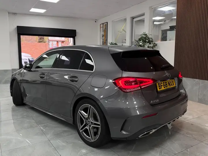Mercedes-Benz A-Class 2018 photo 3