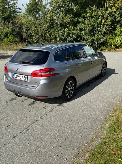 Peugeot 308 2015 photo 3