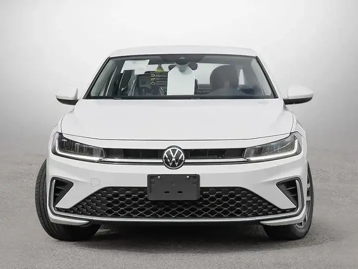 Volkswagen Jetta 2027 photo 2