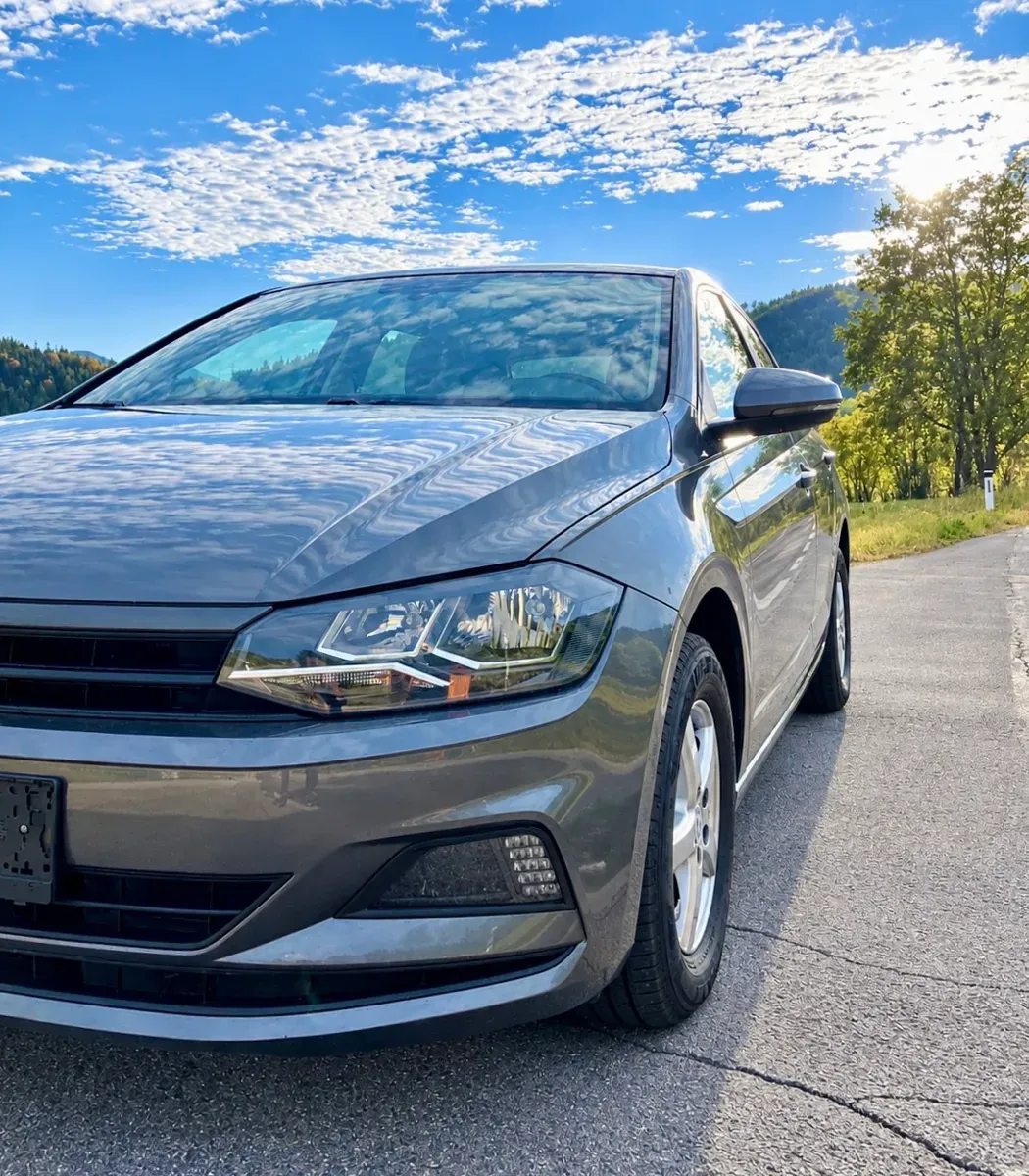 Volkswagen Polo 2017 photo 2
