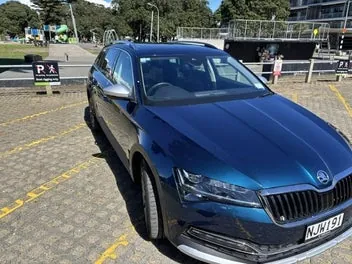 Skoda Superb 2021 photo 2