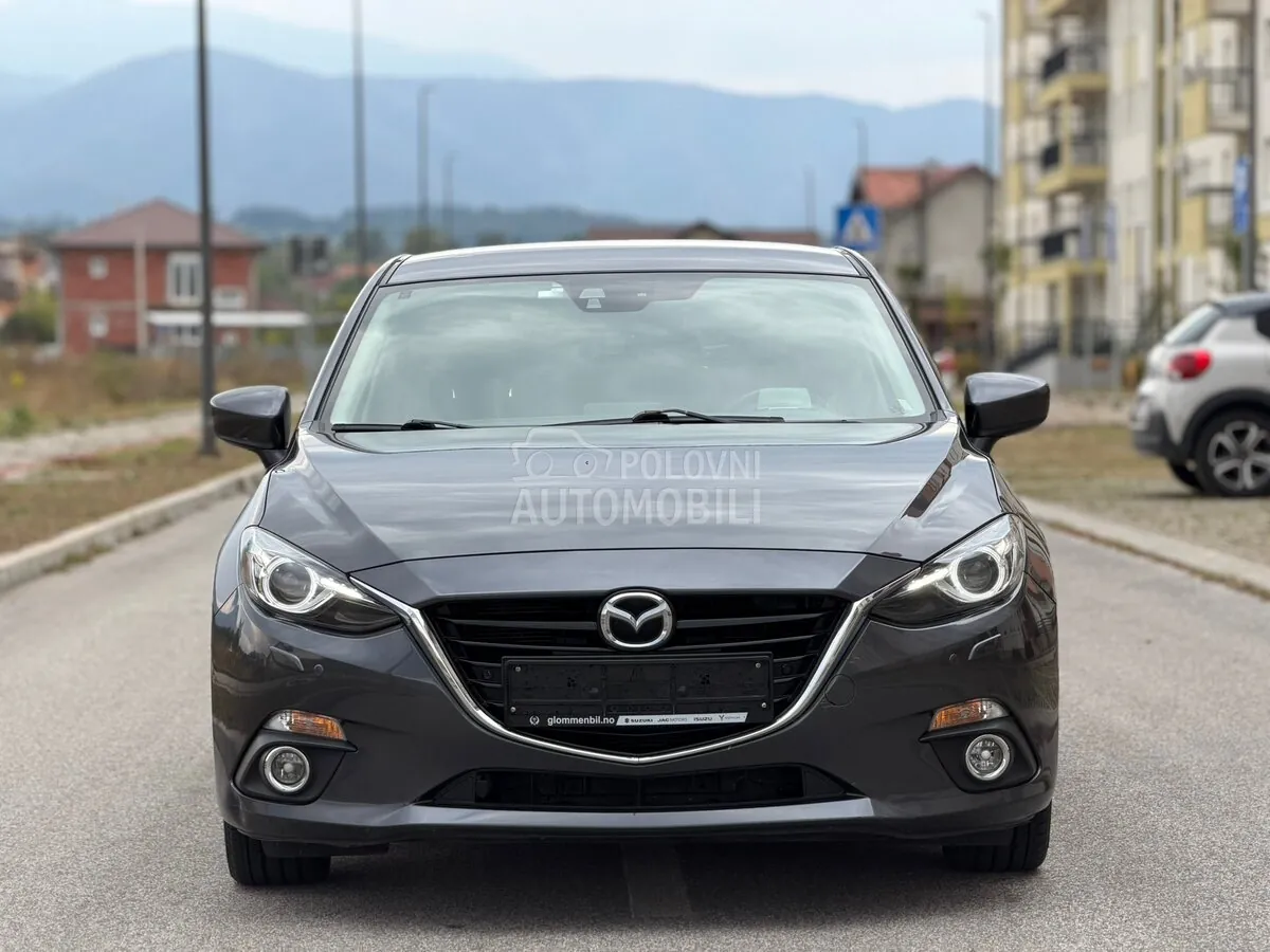 Mazda 3 2016 photo 2