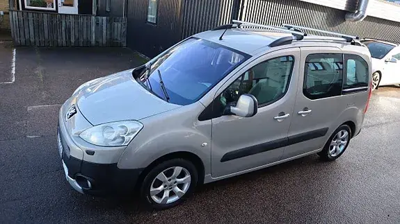 Peugeot Partner Tepee 2009 photo 2