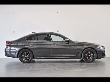BMW 5 Series 2021 photo 3