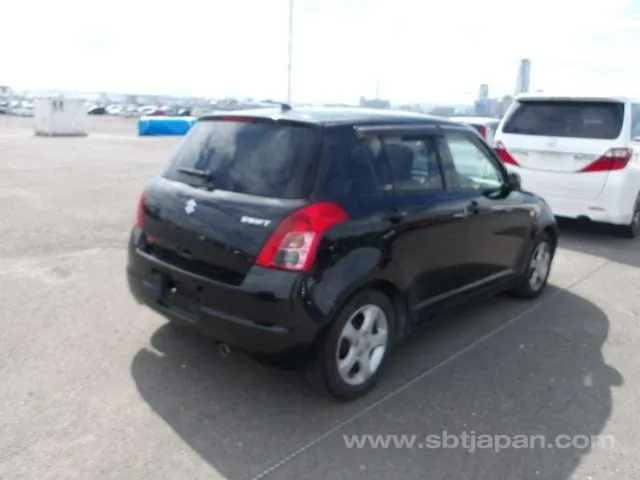 Suzuki Swift 2008 photo 4