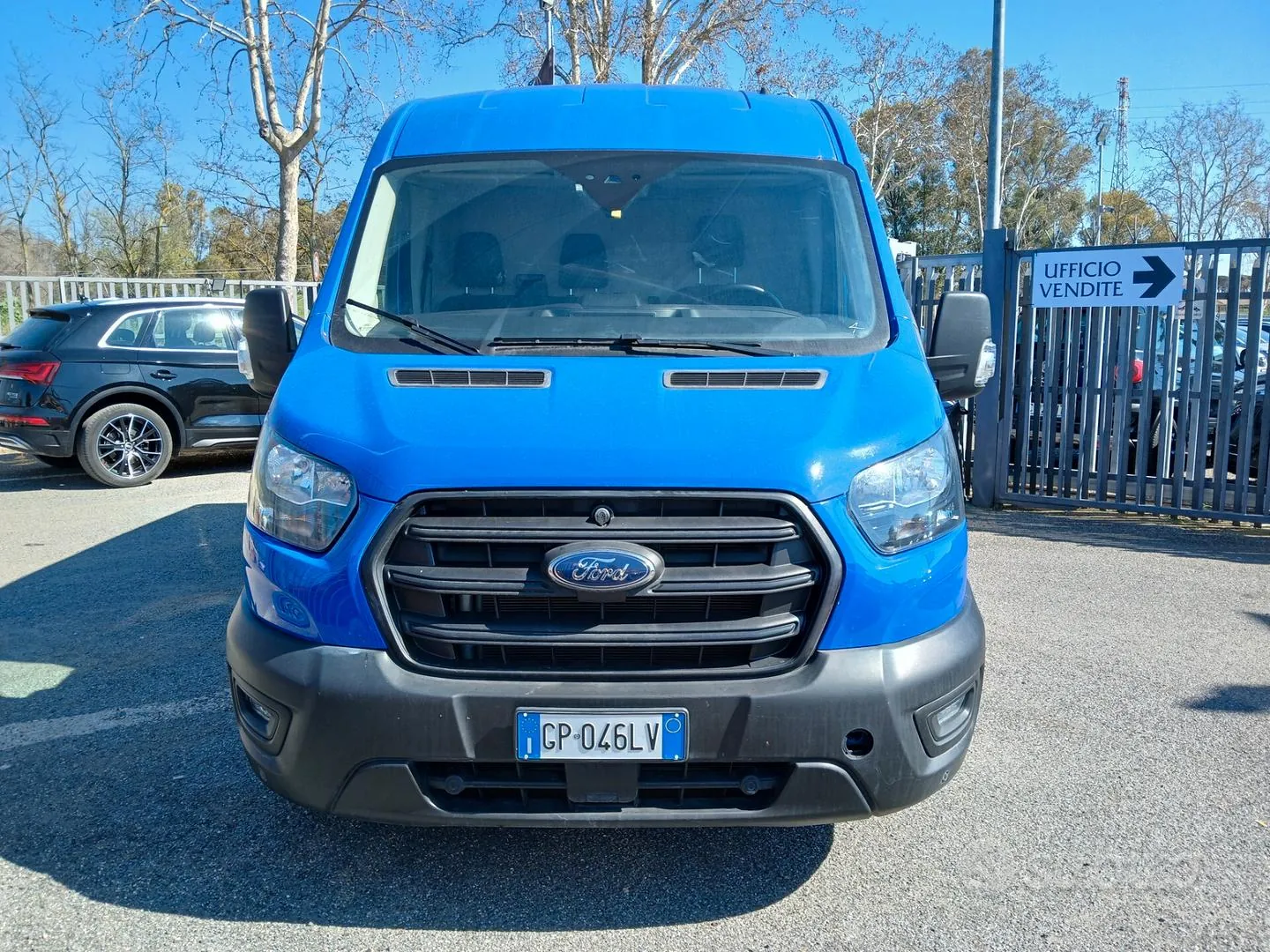 Ford Transit 2023 photo 3
