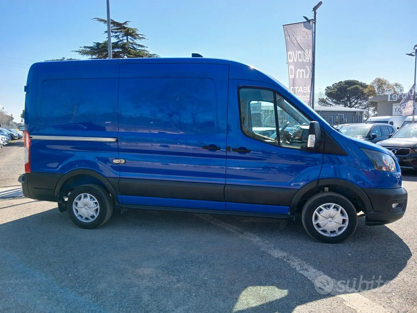 Ford Transit 2023 photo 4
