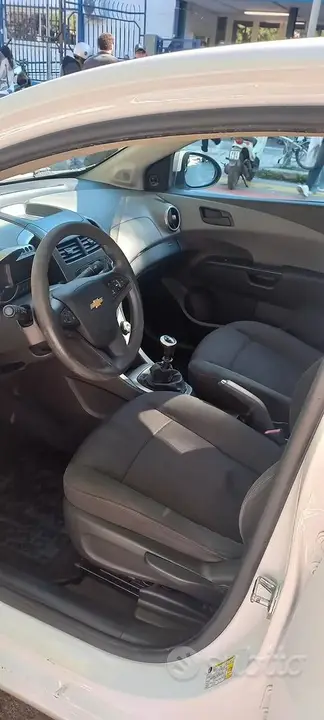 Chevrolet Aveo 2013 photo 2