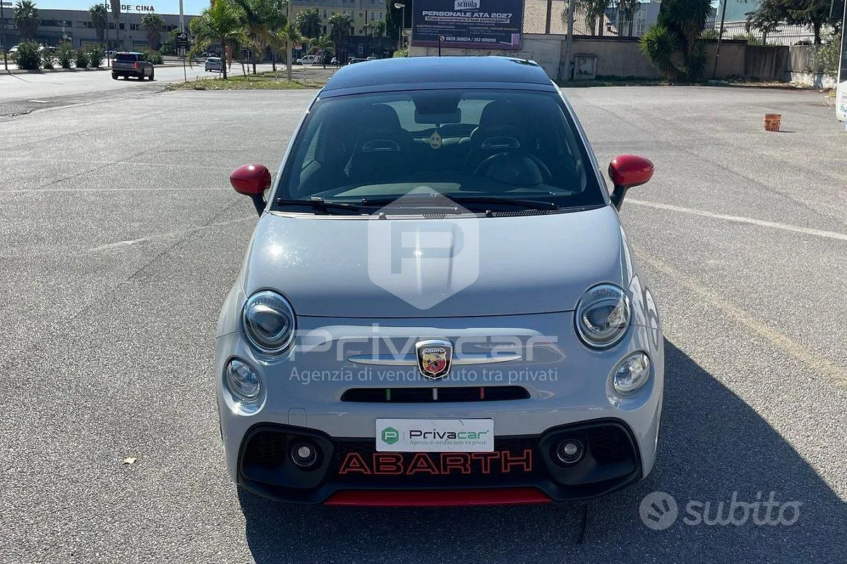 Abarth 595 2021 photo 2