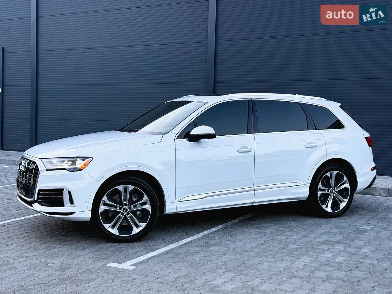 Audi Q7 2020 photo 3
