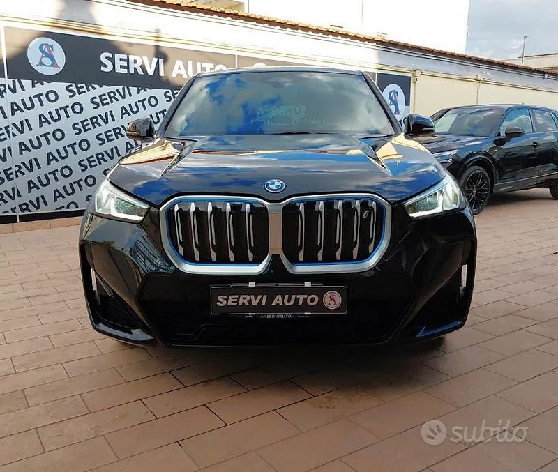 BMW Ix1 2023 photo 2