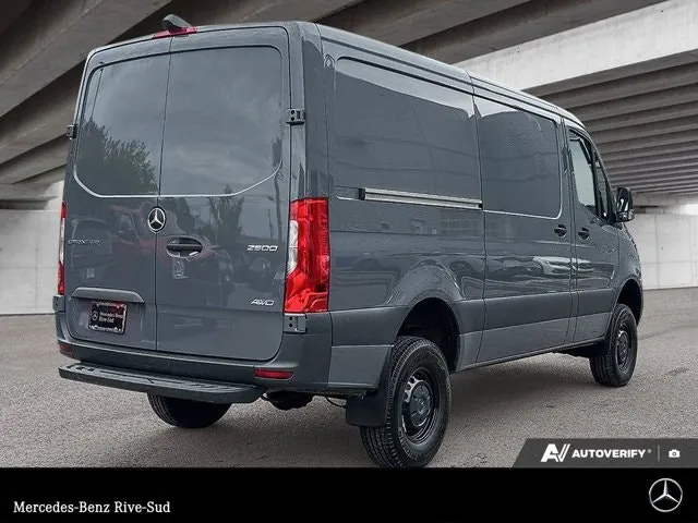 Mercedes-Benz Sprinter 2023 photo 5