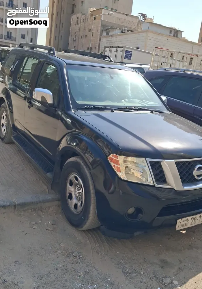 Nissan Pathfinder 2012 photo 2