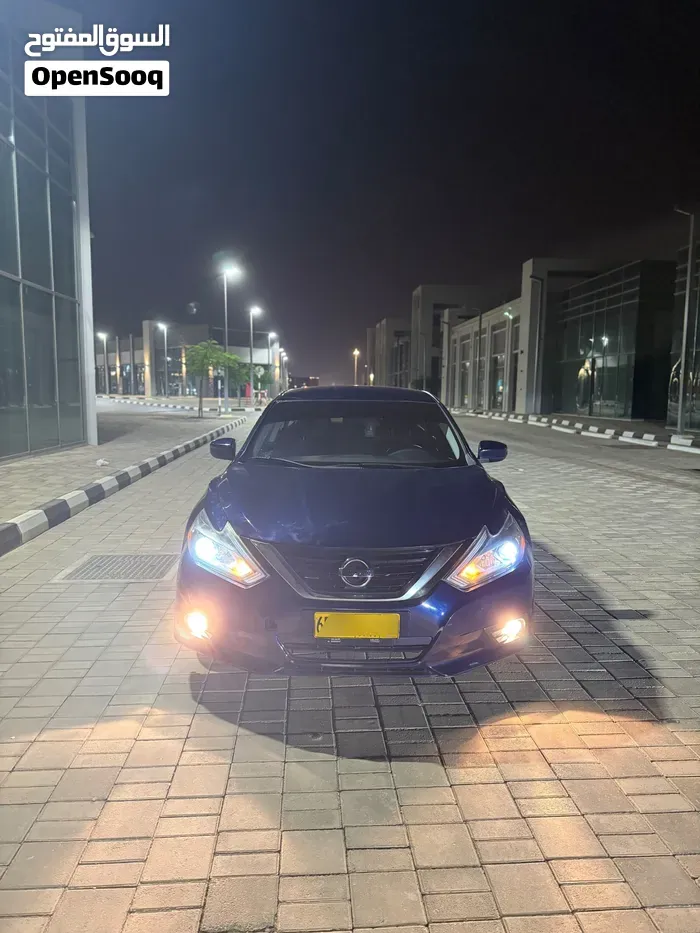 Nissan Altima