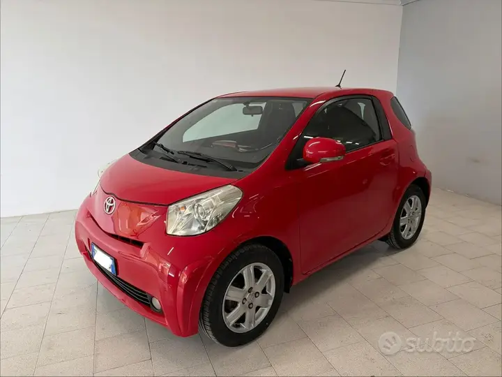 Toyota Iq