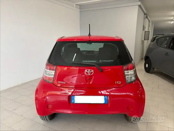 Toyota Iq 2011 photo 5