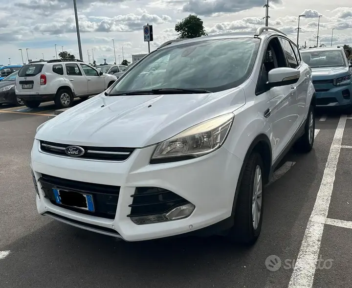 Ford Kuga 2015 photo 2