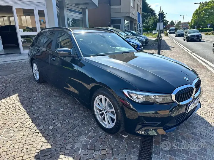 BMW 320D 2022 photo 3