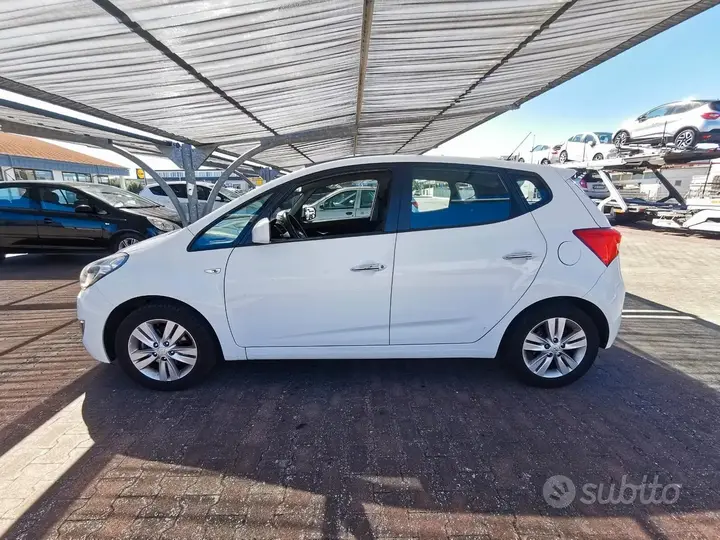 Hyundai Ix20 2013 photo 4