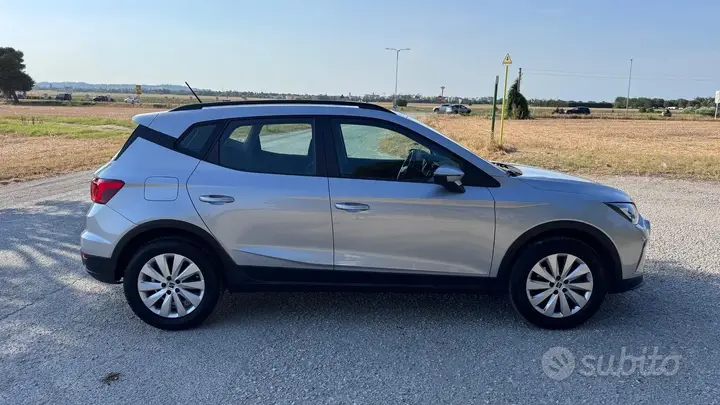 Seat Arona 2023 photo 4