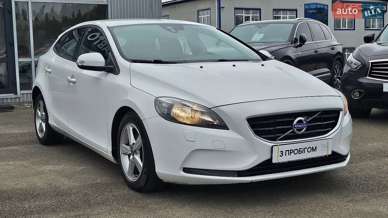 Volvo V40 2013 photo 5