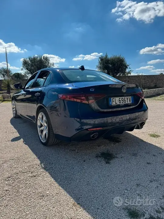 Alfa Romeo Giulia 2018 photo 4