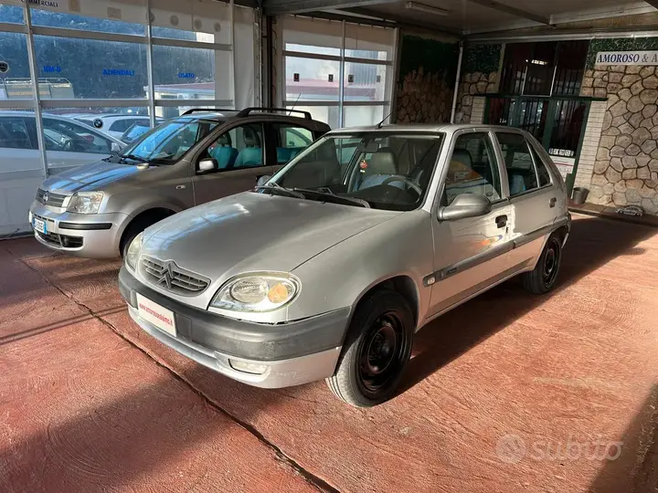 Citroen Saxo 2003 photo 2