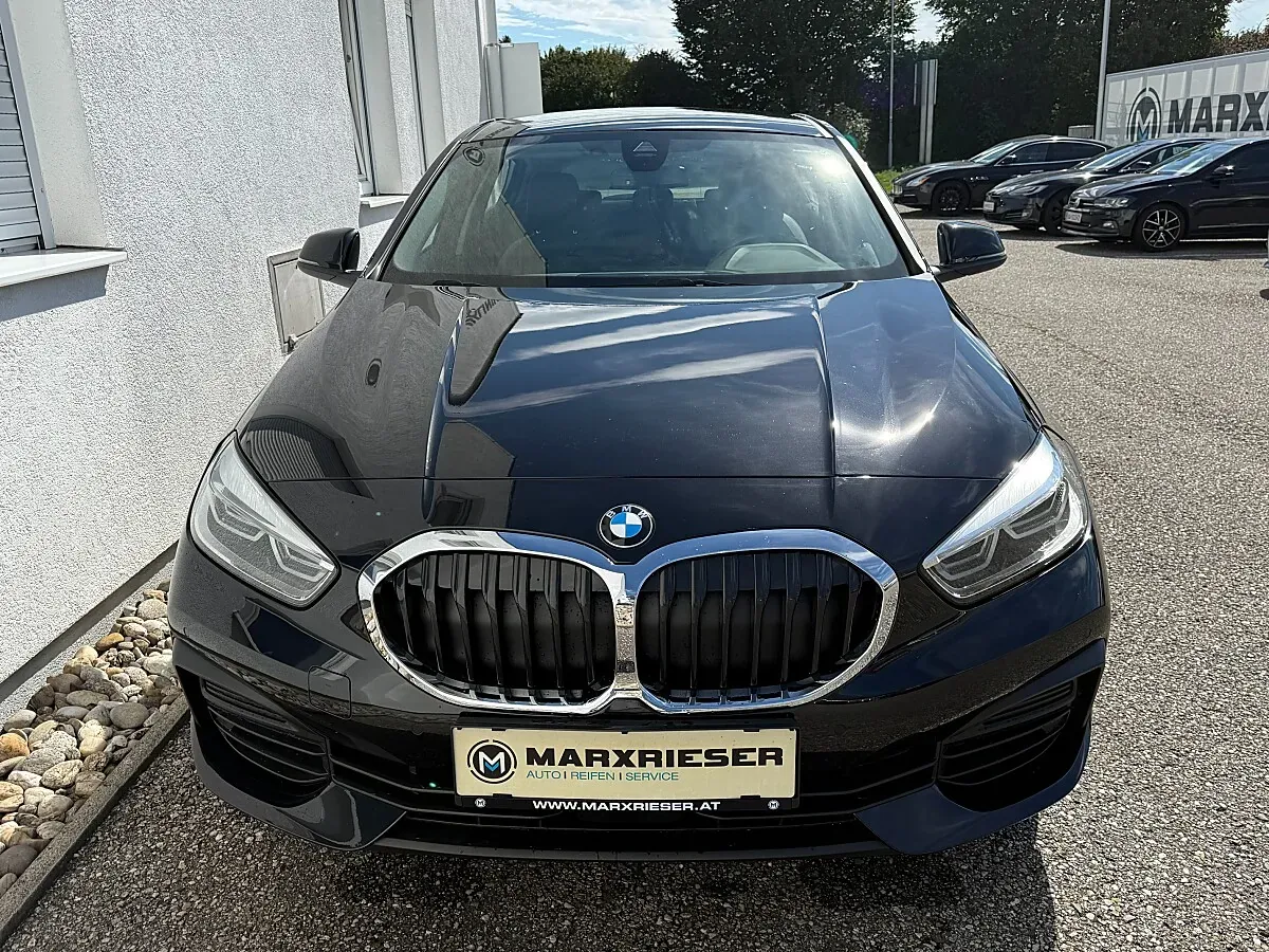 BMW 1 Series 2023 photo 3