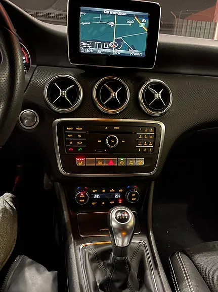 Mercedes-Benz A200 D 2017 photo 4