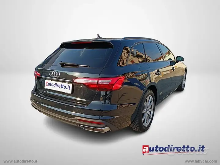 Audi A4 2022 photo 4