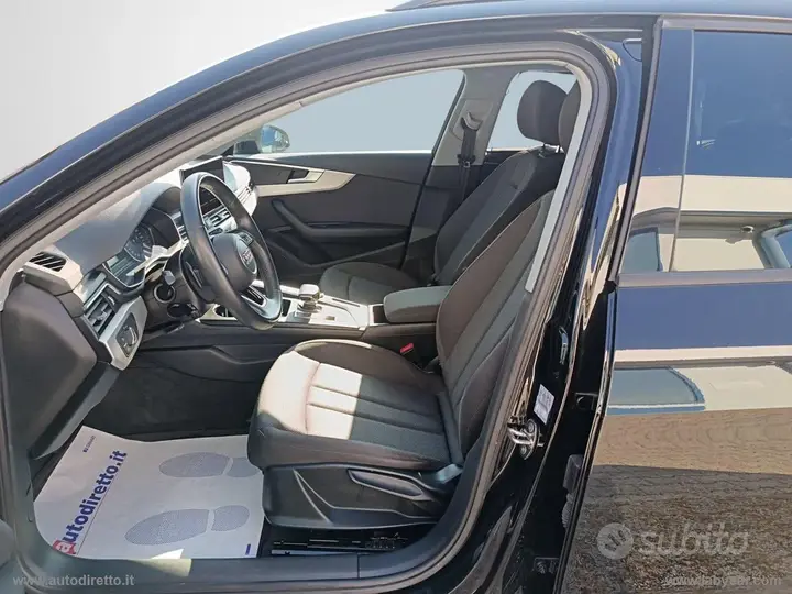 Audi A4 2022 photo 3