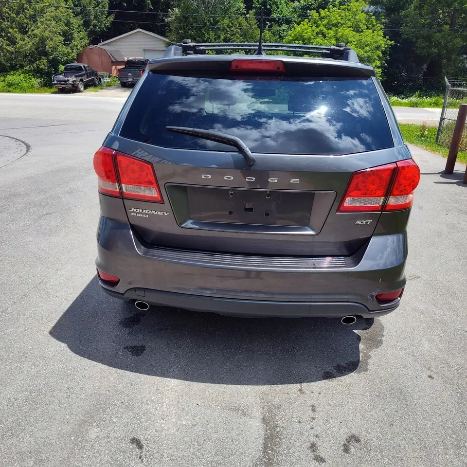 Dodge Journey 2017 photo 2