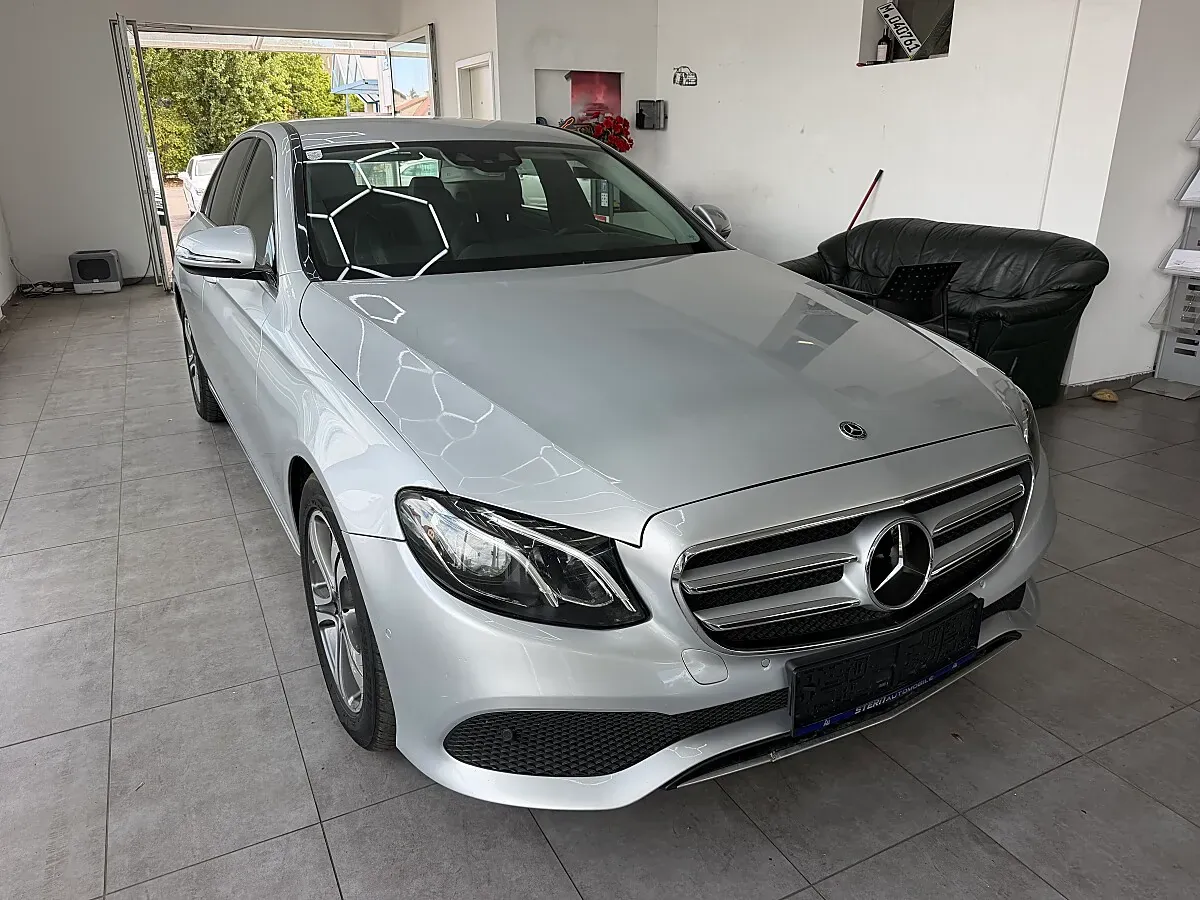 Mercedes-Benz E-Class 2017 photo 2