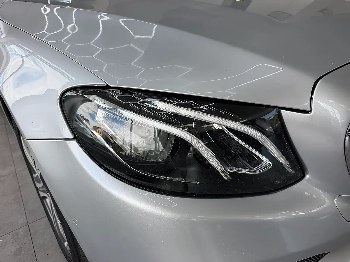Mercedes-Benz E-Class 2017 photo 3