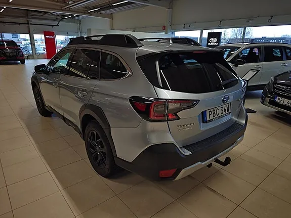 Subaru Outback 2023 photo 4