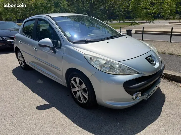 Peugeot 207