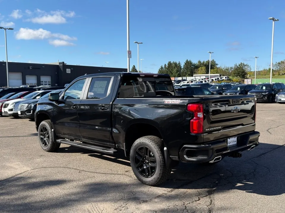 Chevrolet Silverado 1500 2026 photo 3