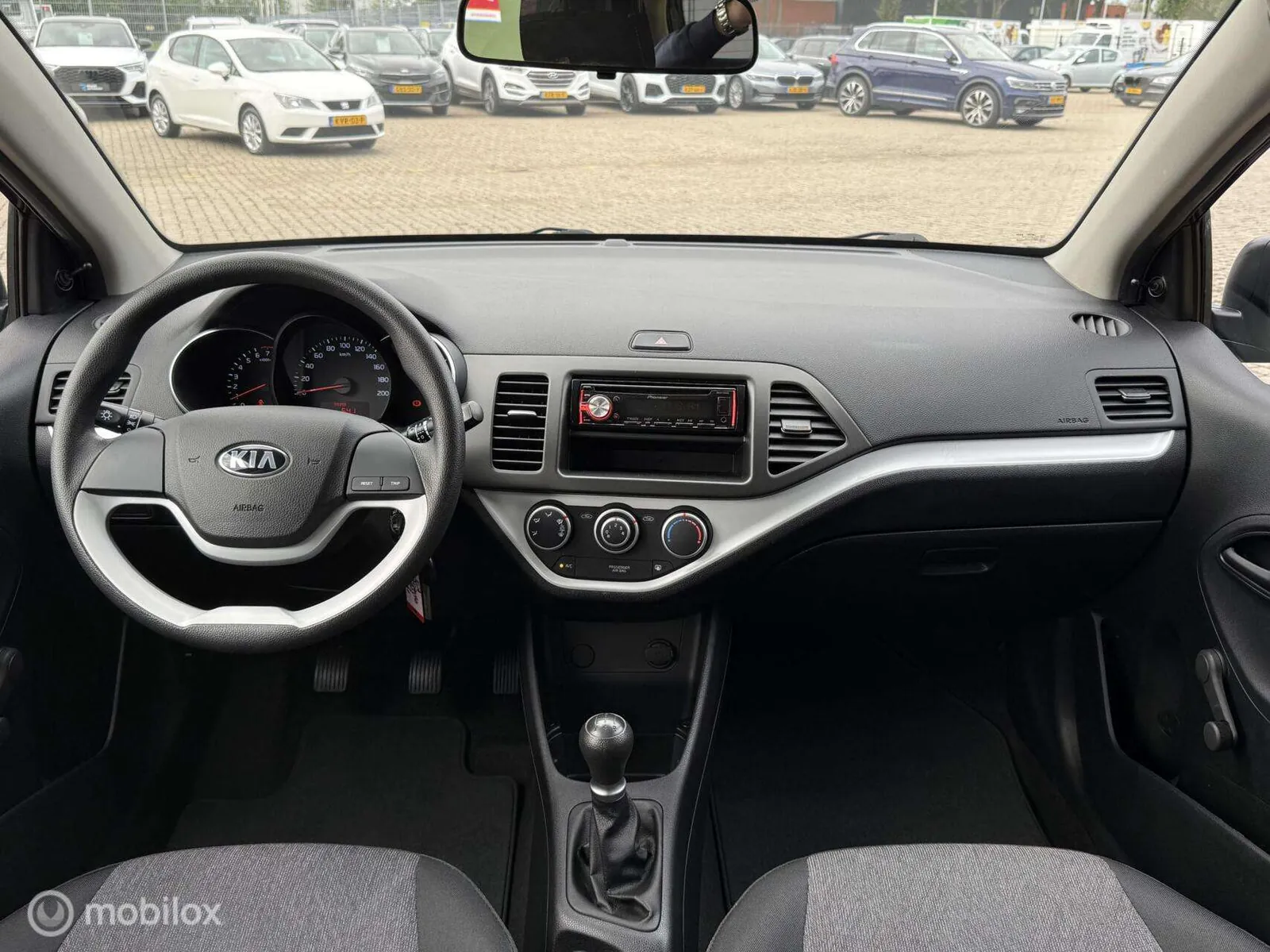 Kia Picanto 2016 photo 2