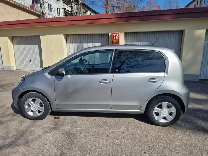Volkswagen Up